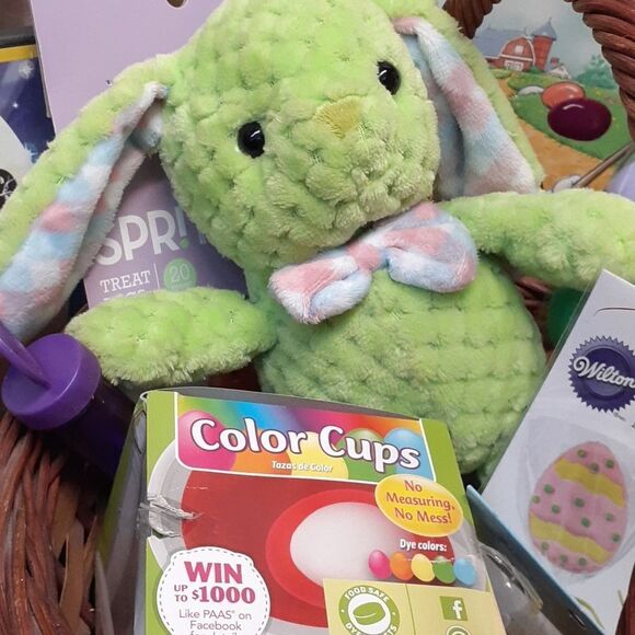 16pc Easter Basket Peter & Magic egg  DVD, toys, book,eggs & grass, clings &more - Picture 2 of 15